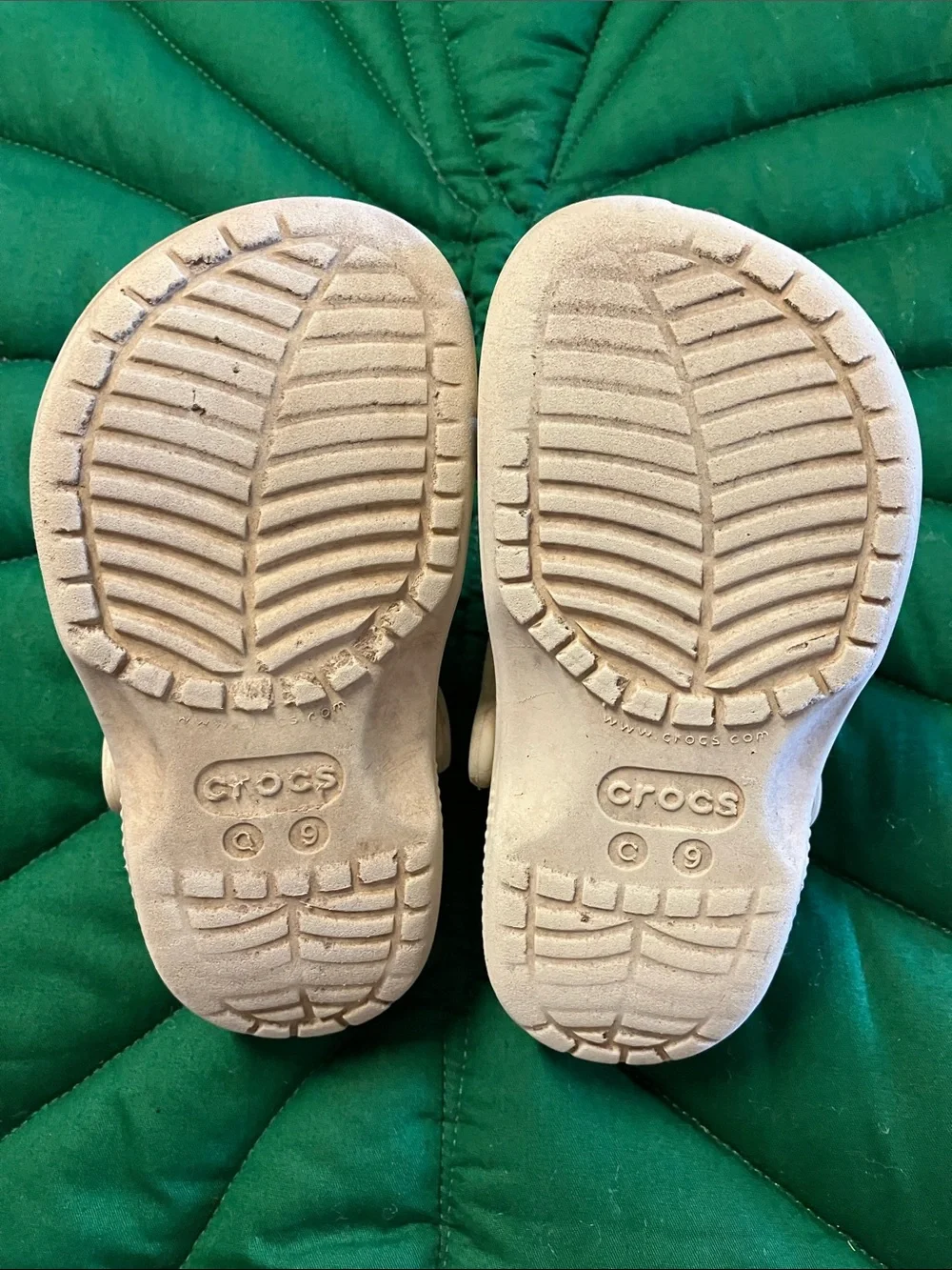 CROCS cream beige